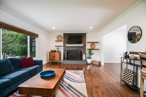 Living - 4655 Edenvale Ave, La Mesa, CA 91941 photo 1 of 4