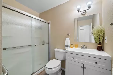 Bath - 15142 Jenell St, Poway, CA 92064 photo 2 of 2