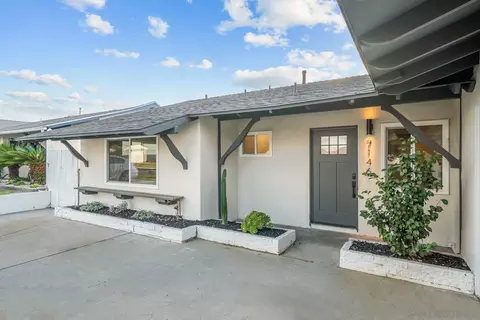 7146 Peter Pan Ave, San Diego, CA 92114