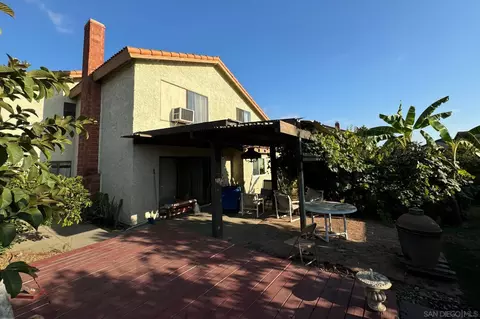 Exterior - 1333 Stone Meadow Dr, Camarillo, CA 93010 photo 2 of 4