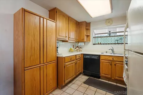 Kitchen - 1119 Boulevard Pl, El Cajon, CA 92020 photo 1 of 2