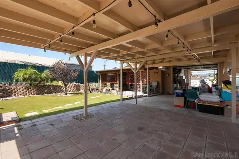 Exterior - 1119 Boulevard Pl, El Cajon, CA 92020 photo 7 of 8