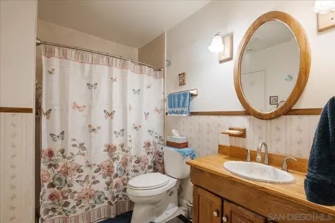 Bath - 1119 Boulevard Pl, El Cajon, CA 92020 photo 1 of 2