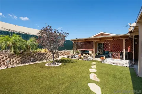 Exterior - 1119 Boulevard Pl, El Cajon, CA 92020 photo 5 of 8