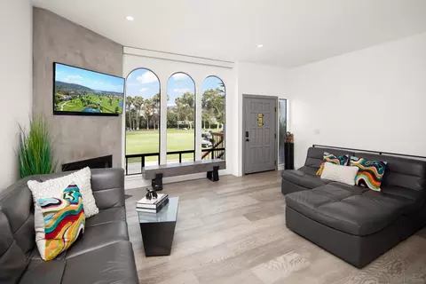 2326 La Costa Ave #A, Carlsbad, CA 92009