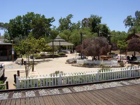 Exterior - 13729 Adrian St, Poway, CA 92064 photo 6 of 8