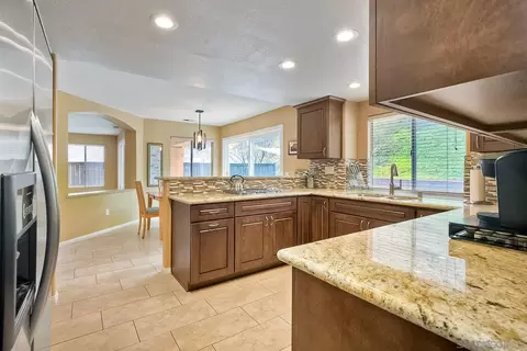15763 Quiet Valley Ln, Poway, CA 92064 photo 10