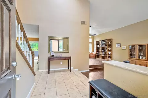 15763 Quiet Valley Ln, Poway, CA 92064 photo 4