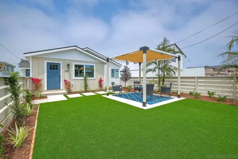 558 11th St, Imperial Beach, CA 91932 photo 2