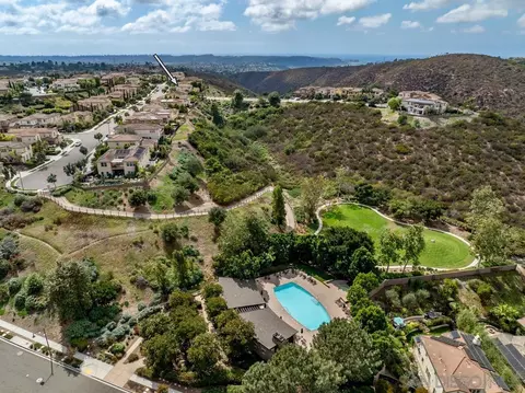 View/Area - 7091 Sitio Caliente, Carlsbad, CA 92009 photo 4 of 5
