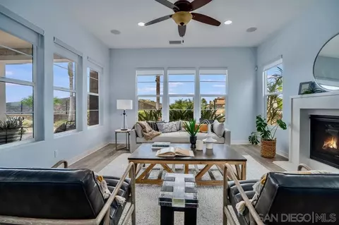 7091 Sitio Caliente, Carlsbad, CA 92009