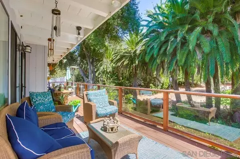 Exterior - 704 Old Bridge Rd, Fallbrook, CA 92028 photo 10 of 22