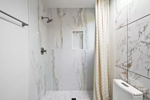 Bath - 5138 Via Madrid, Oceanside, CA 92057 photo 6 of 6
