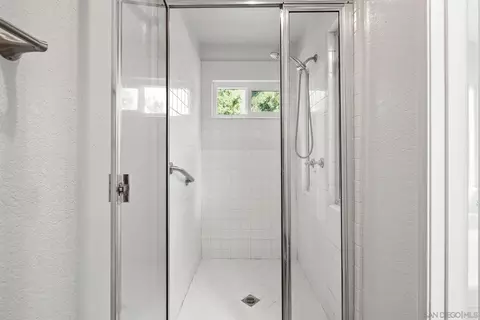 Bath - 5138 Via Madrid, Oceanside, CA 92057 photo 3 of 6