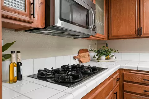 Kitchen - 5138 Via Madrid, Oceanside, CA 92057 photo 4 of 5