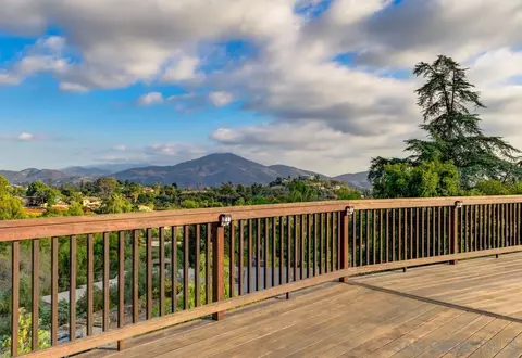 10461 Russell Rd, La Mesa, CA 91941 photo 47
