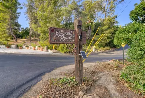 10461 Russell Rd, La Mesa, CA 91941 photo 2