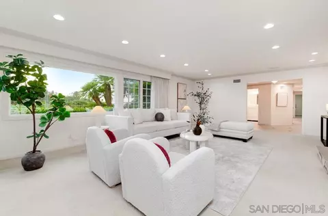 10461 Russell Rd, La Mesa, CA 91941 photo 13
