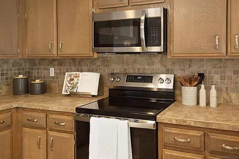 10274 Moorpark St, Spring Valley, CA 91978 photo 14