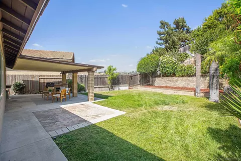 10274 Moorpark St, Spring Valley, CA 91978 photo 26