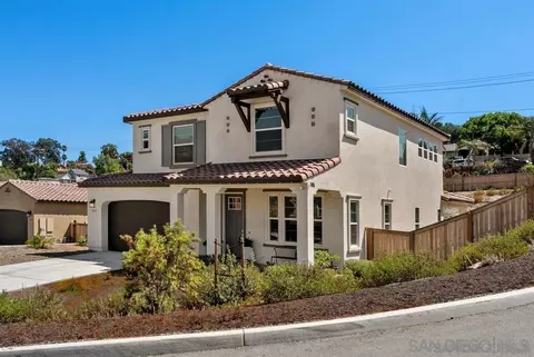 9229 Old Farmhouse, Lakeside, CA 92040