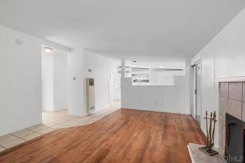 Living - 13742 Tobiasson Rd, Poway, CA 92064 photo 3 of 4