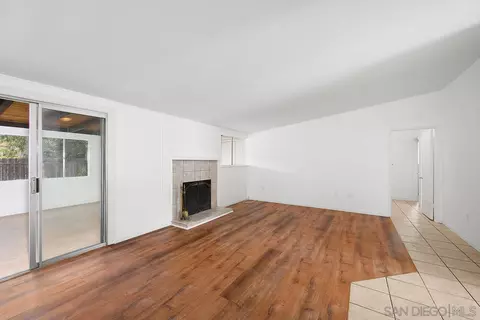 Living - 13742 Tobiasson Rd, Poway, CA 92064 photo 2 of 4
