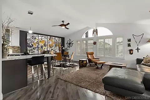 3485 Don Alberto Dr, Carlsbad, CA 92010