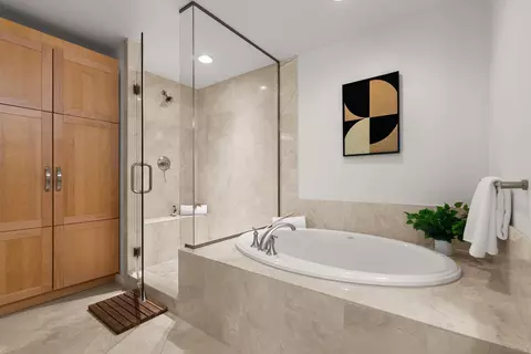 Bath - 5430 La Jolla Blvd #C302, La Jolla, CA 92037 photo 2 of 3