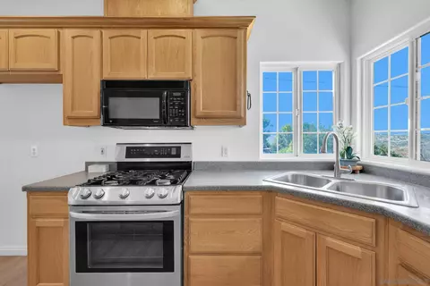 22365 Jans Oak Vw, Ramona, CA 92065 photo 10