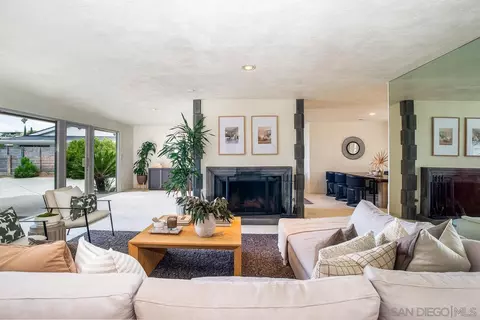 Living - 2349 Rue Adriane, La Jolla, CA 92037 photo 5 of 6