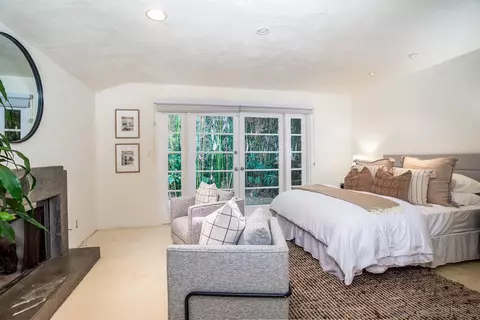 Bedroom - 2349 Rue Adriane, La Jolla, CA 92037 photo 1 of 6