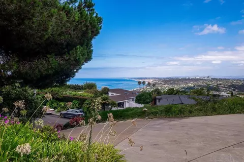 View/Area - 2349 Rue Adriane, La Jolla, CA 92037 photo 1 of 6