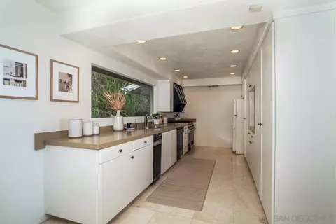 Kitchen - 2349 Rue Adriane, La Jolla, CA 92037 photo 1 of 2