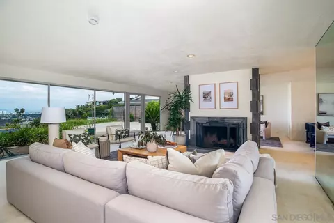 Living - 2349 Rue Adriane, La Jolla, CA 92037 photo 4 of 6