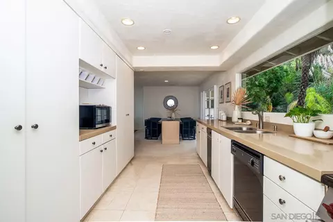 Kitchen - 2349 Rue Adriane, La Jolla, CA 92037 photo 2 of 2