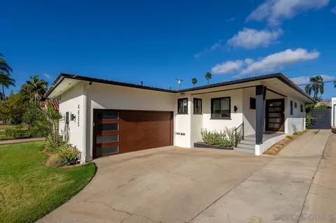 4825 Kensington Dr, San Diego, CA 92116