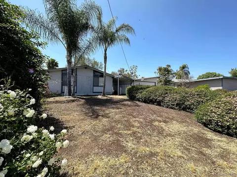 716 Elmwood Dr, Escondido, CA 92025