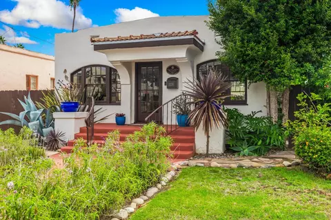 2229 Cliff St, San Diego, CA 92116