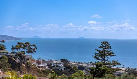1035 Havenhurst Dr, La Jolla, CA 92037