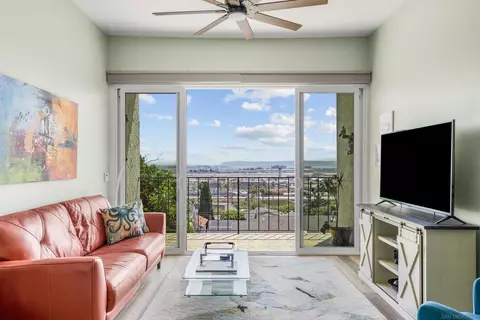 1669 Guy St, San Diego, CA 92103