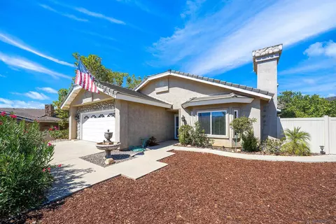 23928 Otero Way, Ramona, CA 92065 photo 2
