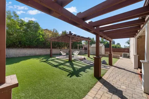 329 Sacramento Ave, Spring Valley, CA 91977 photo 18