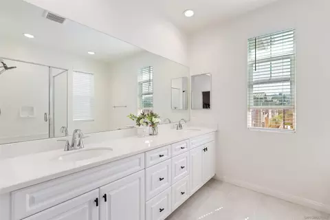 2737 Pepino St, Spring Valley, CA 91977 photo 16