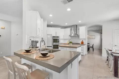 1153 Pacifica Ave, Chula Vista, CA 91913 photo 15