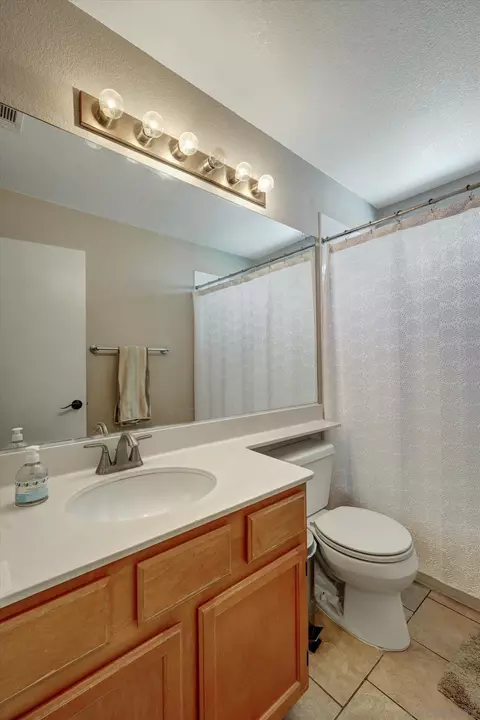Bath - 43110 Corte Landeros, Temecula, CA 92592 photo 5 of 5