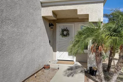 Entry Way - 43110 Corte Landeros, Temecula, CA 92592 photo 2 of 2