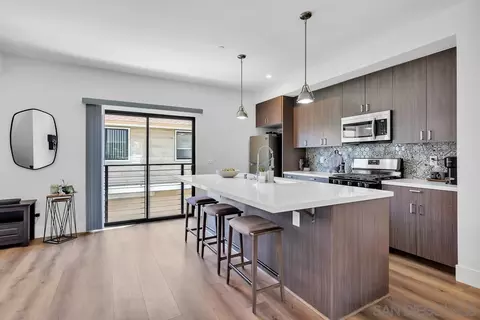1945 Polk Ave, San Diego, CA 92104