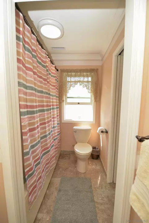 Bath - 1746 Smokey Ln, Spring Valley, CA 91977 photo 9 of 10