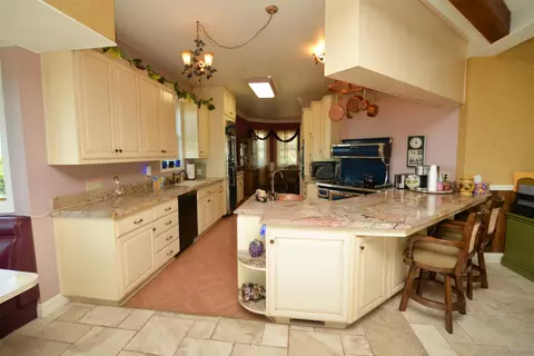 Kitchen - 1746 Smokey Ln, Spring Valley, CA 91977 photo 4 of 6